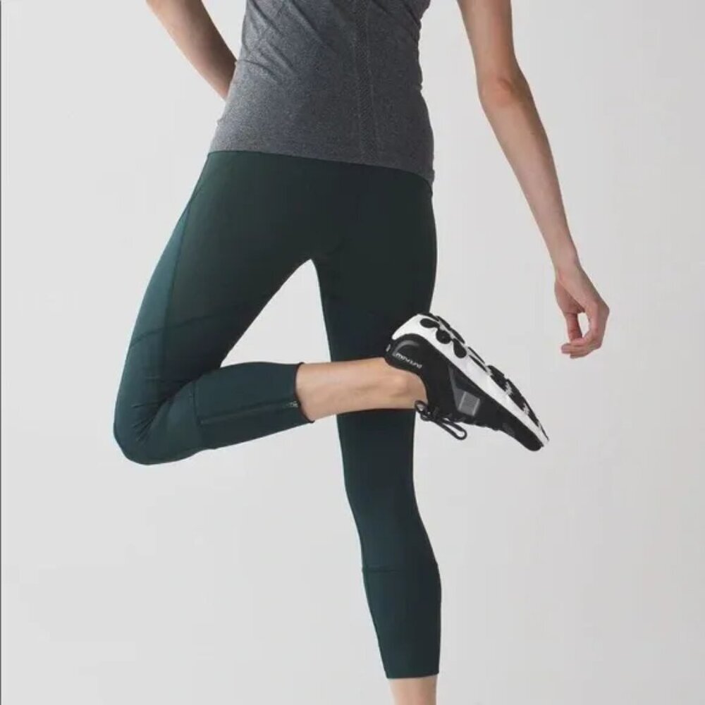 Lululemon Rebel Runner Crop Dark Fuel‎ Forage Teal Leggings 4 Athletic Gym